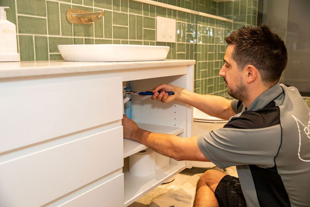 Steps for handling plumbing emergencies in Sydney